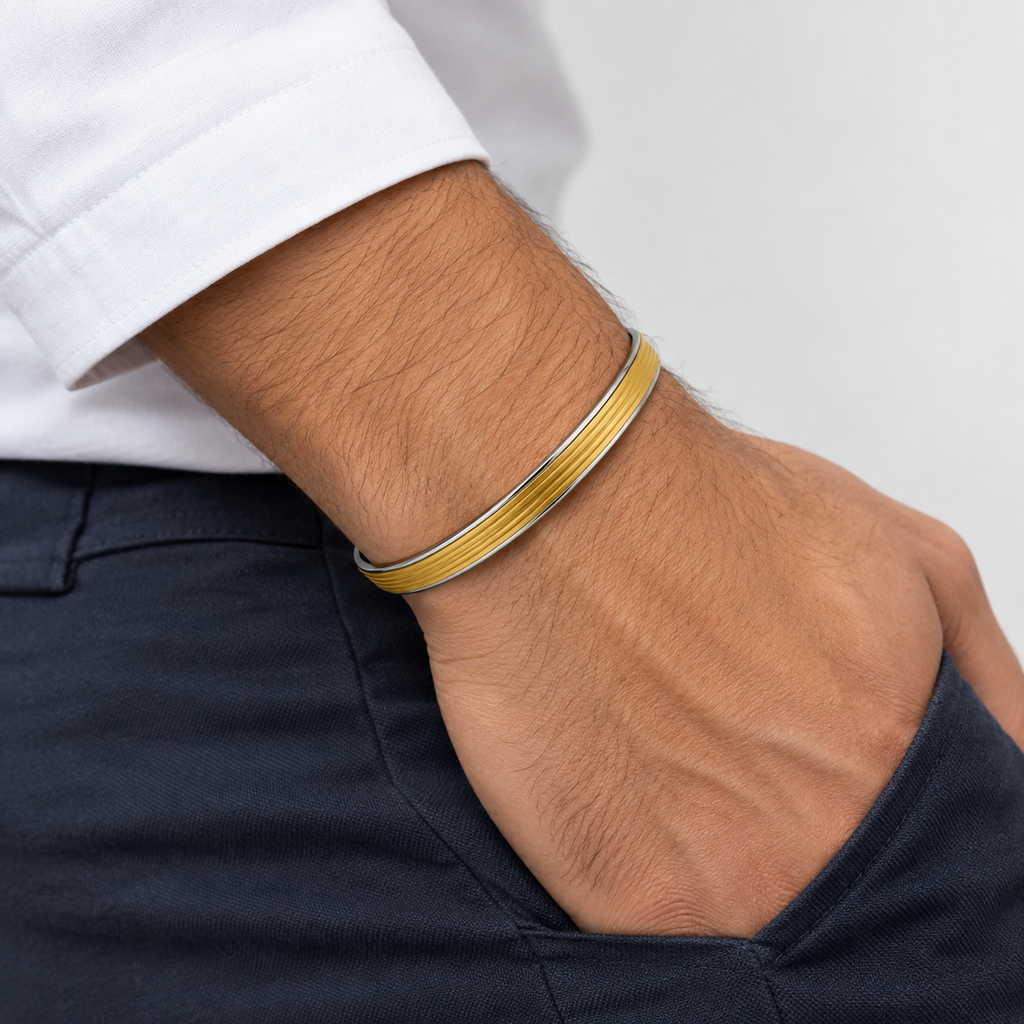 Horizon Fluted Dual-Tone Bangle