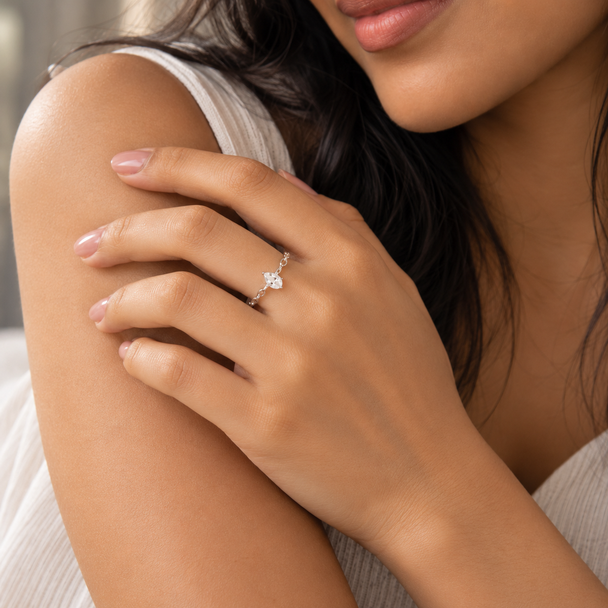 Solitaire Rigid Link Band Ring