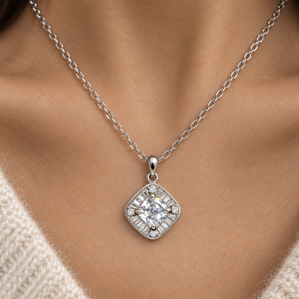 Vintage Cushion Halo Pendant
