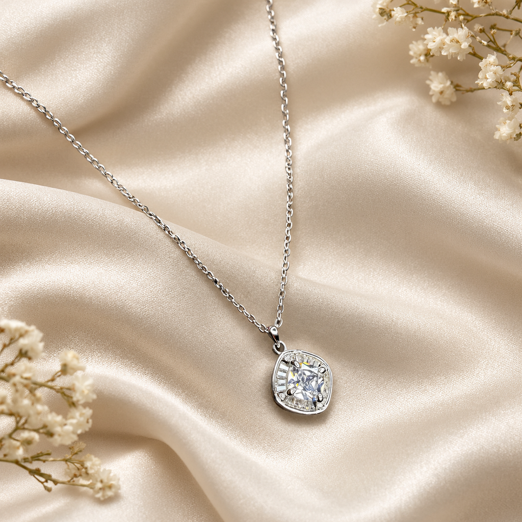 Vintage Cushion Halo Pendant