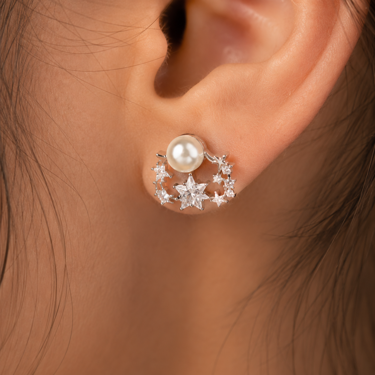 Pearl & Star CZ Wreath Studs