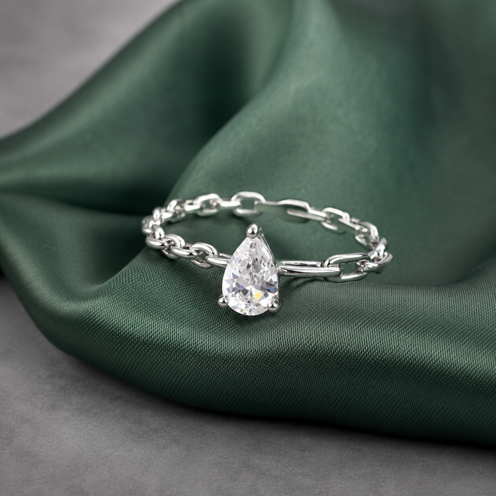 Solitaire Rigid Link Band Ring