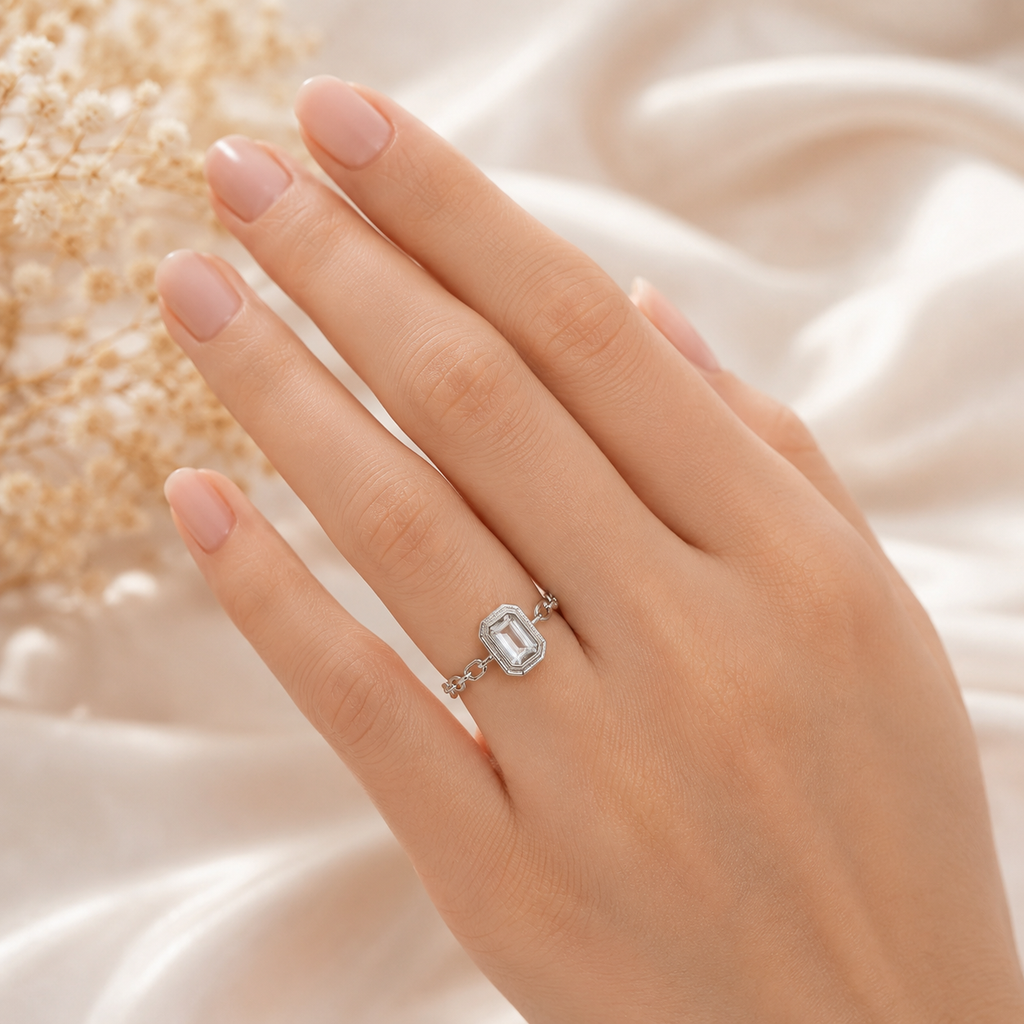 Bezel Emerald-Cut CZ Chain Ring