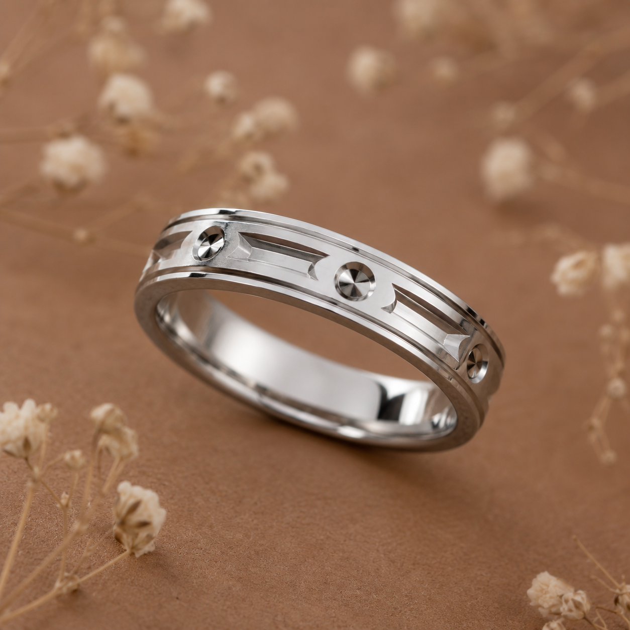 Cut-Out Wave Pattern Silver Band